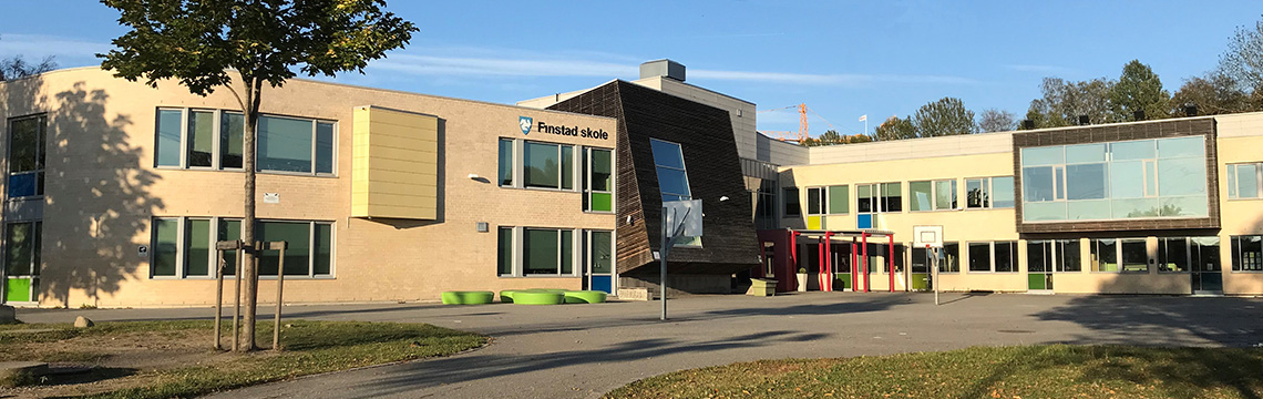 Finstad skole utenfra